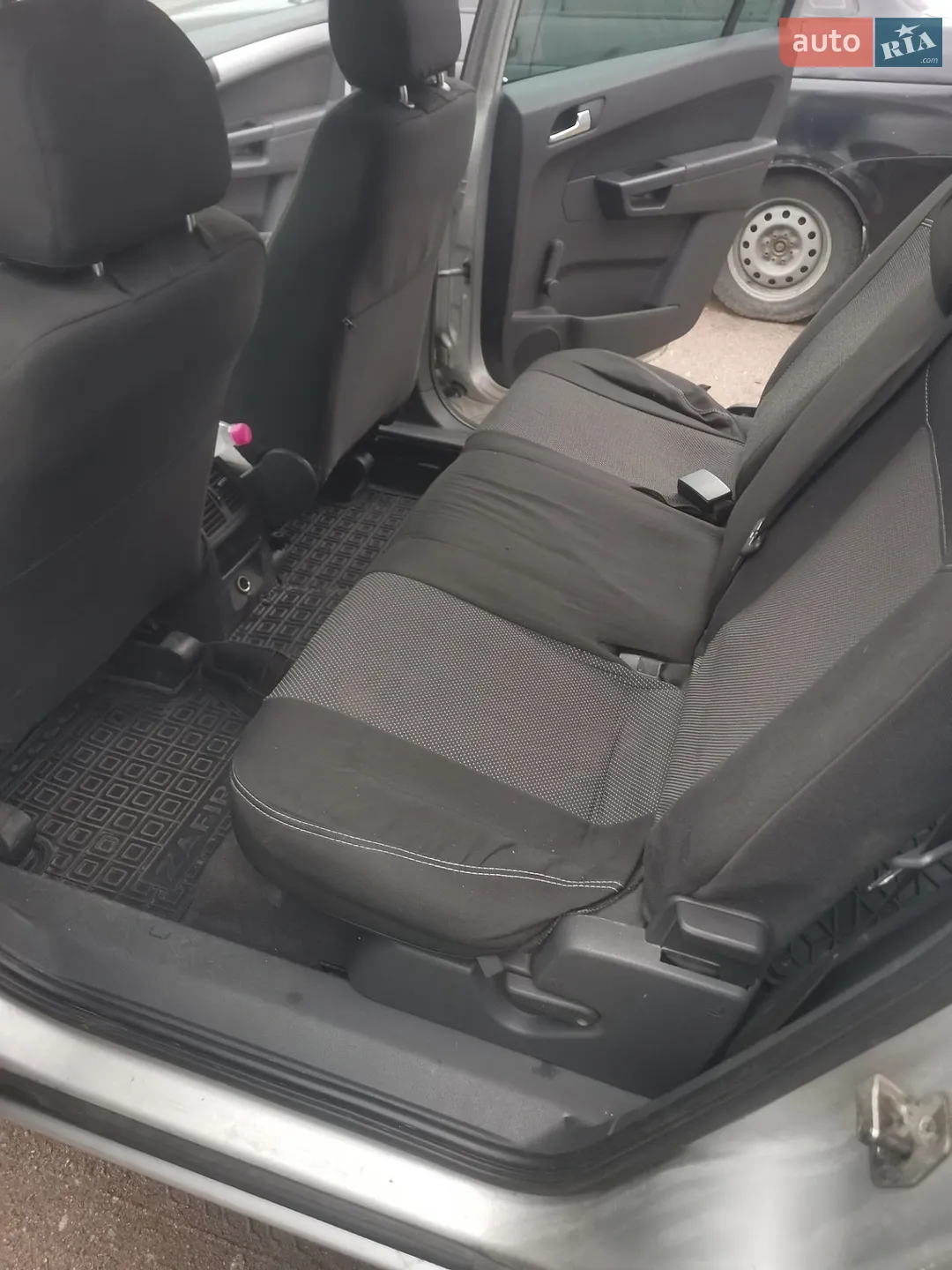 2010 Opel Zafira - мініатюра 8