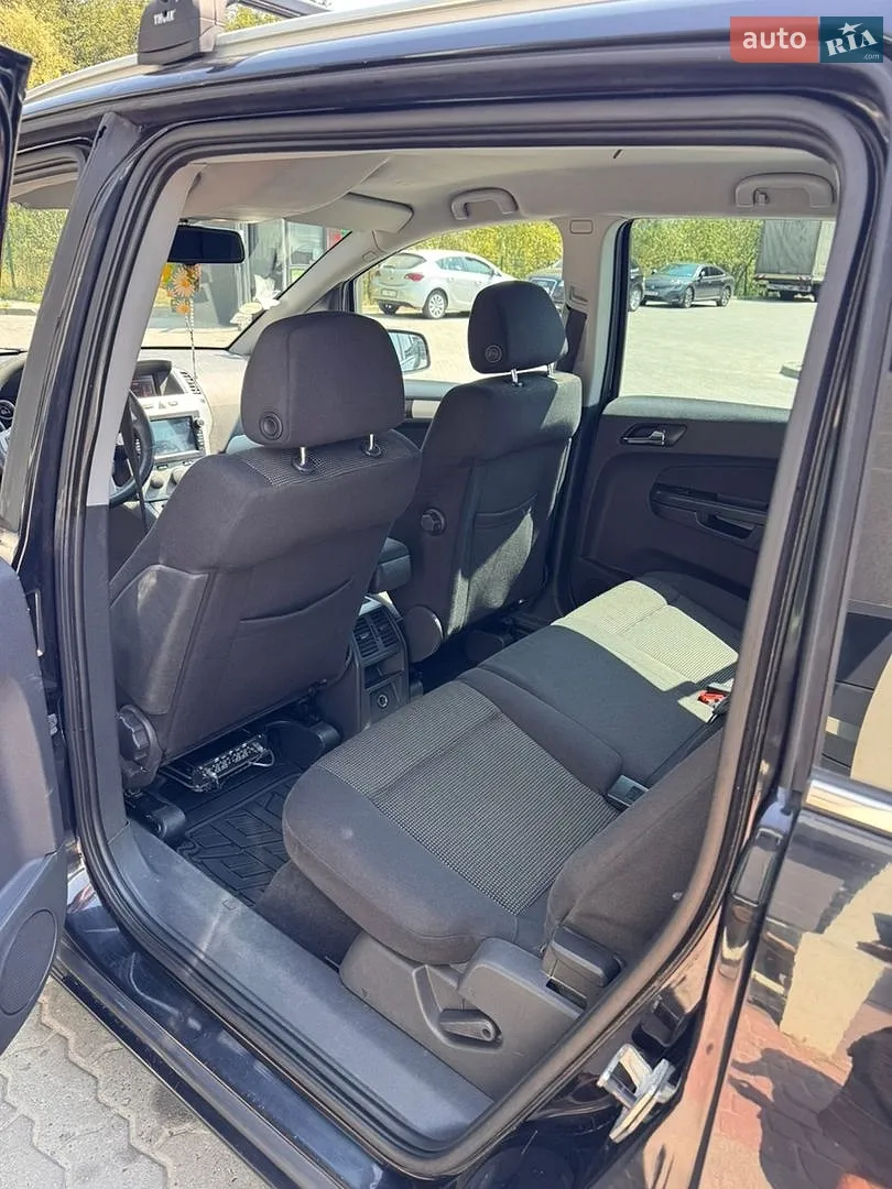 2010 Opel Zafira - мініатюра 11