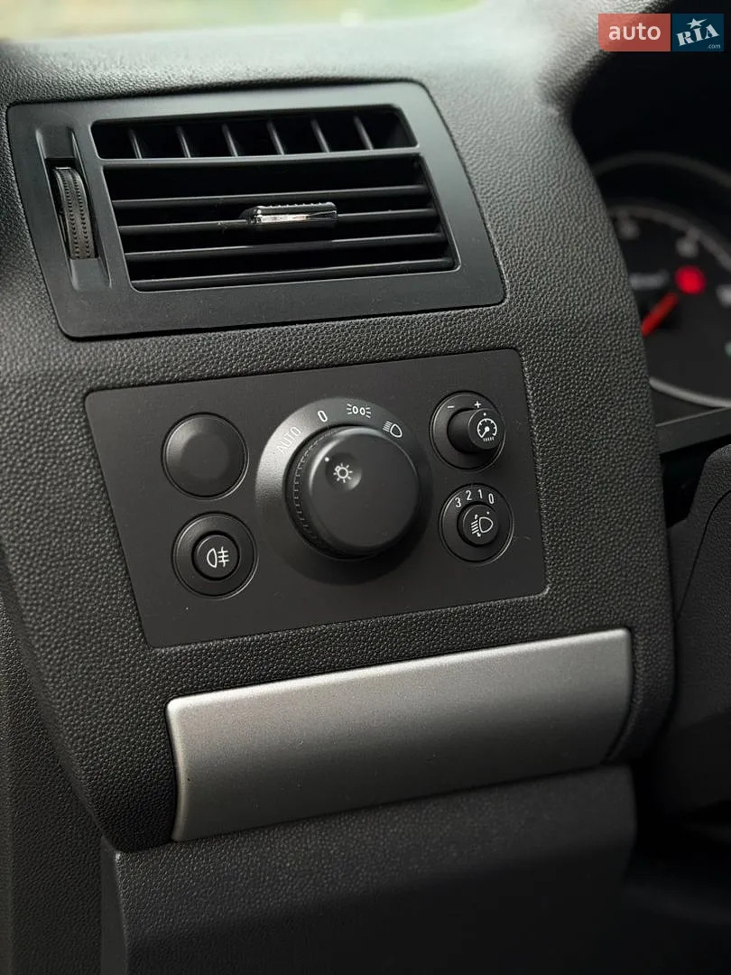 2013 Opel Zafira - мініатюра 18