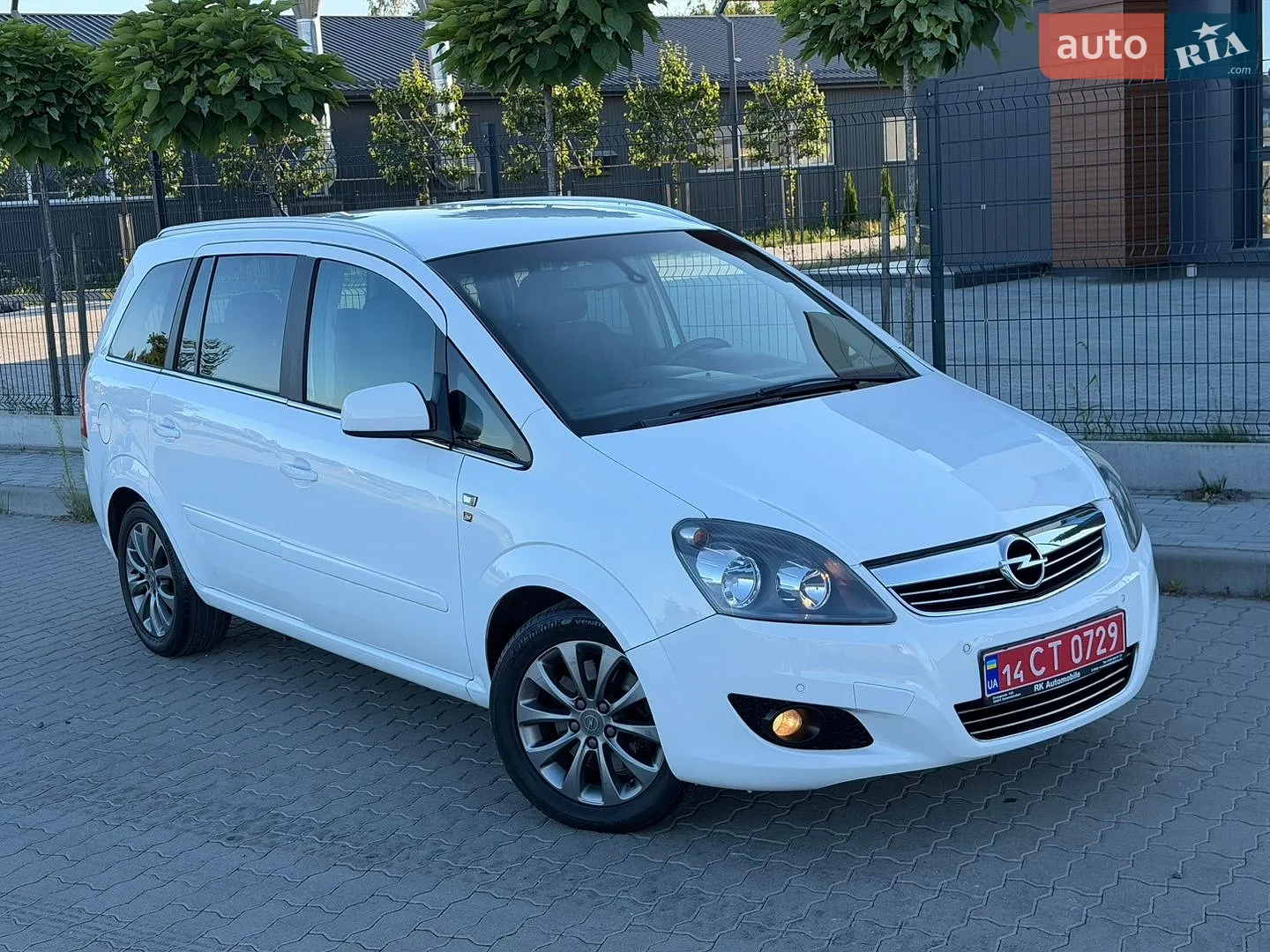 2010 Opel Zafira - мініатюра 26