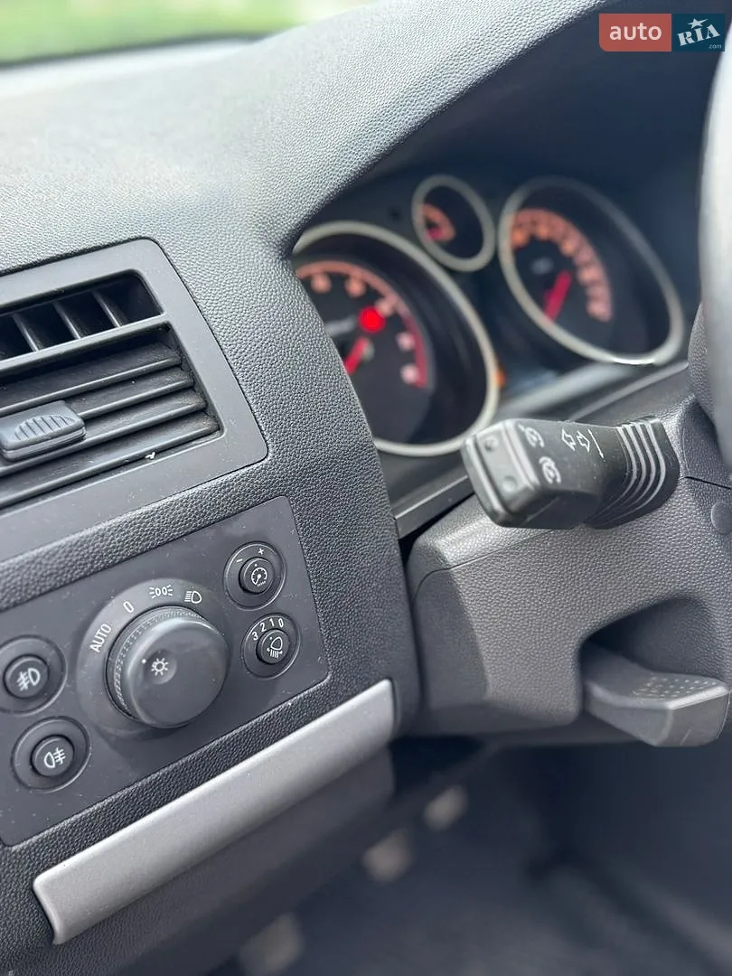 2011 Opel Zafira - мініатюра 11