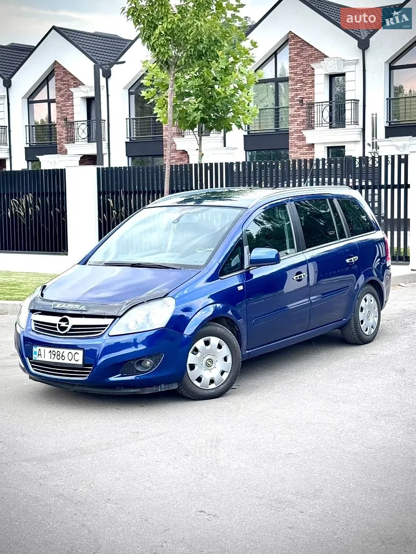 2011 Opel Zafira - фото 1