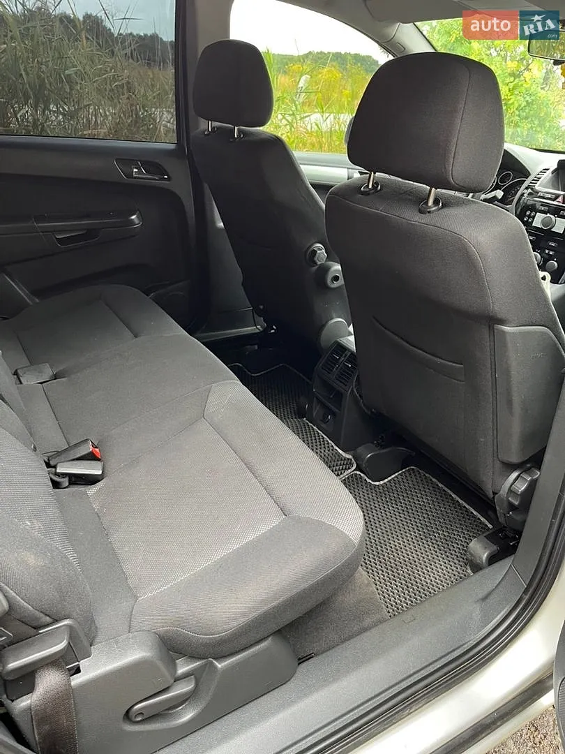 2010 Opel Zafira - мініатюра 11