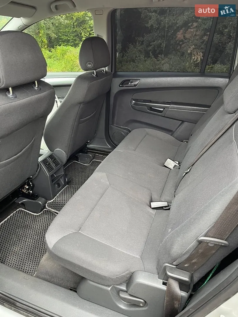 2010 Opel Zafira - мініатюра 13