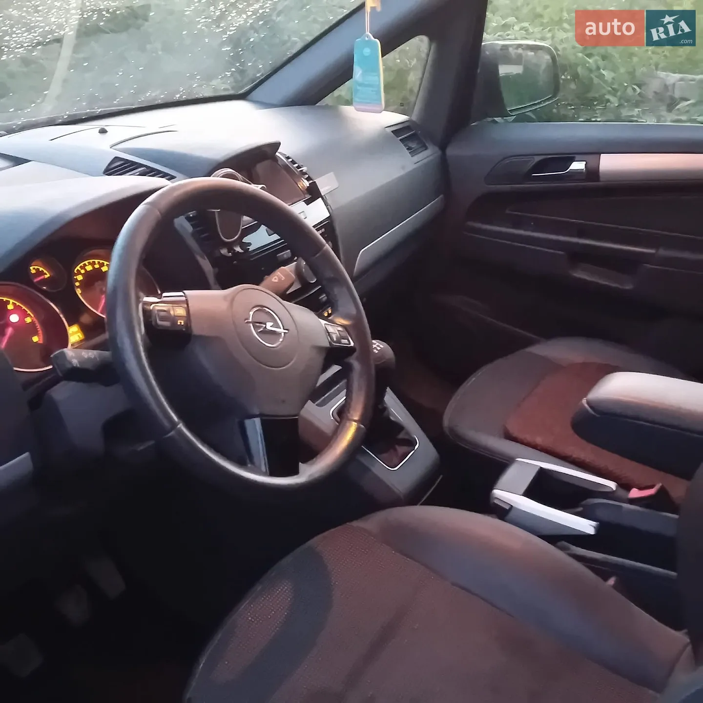 2010 Opel Zafira - мініатюра 19