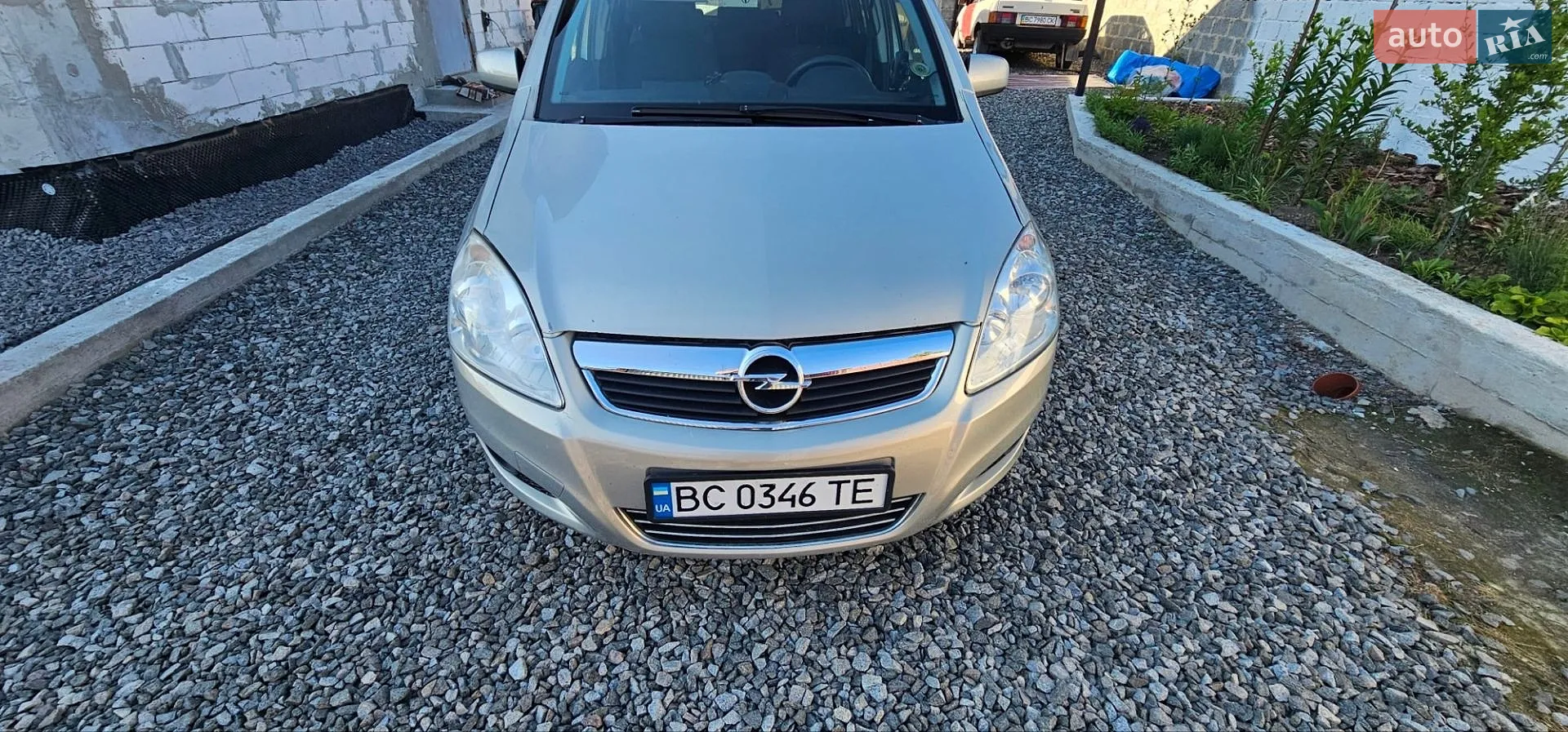 2010 Opel Zafira - фото 1