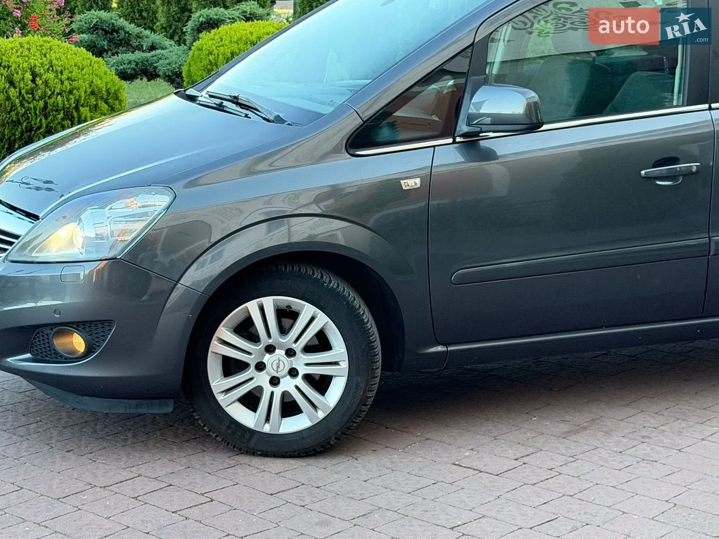 2011 Opel Zafira - мініатюра 16