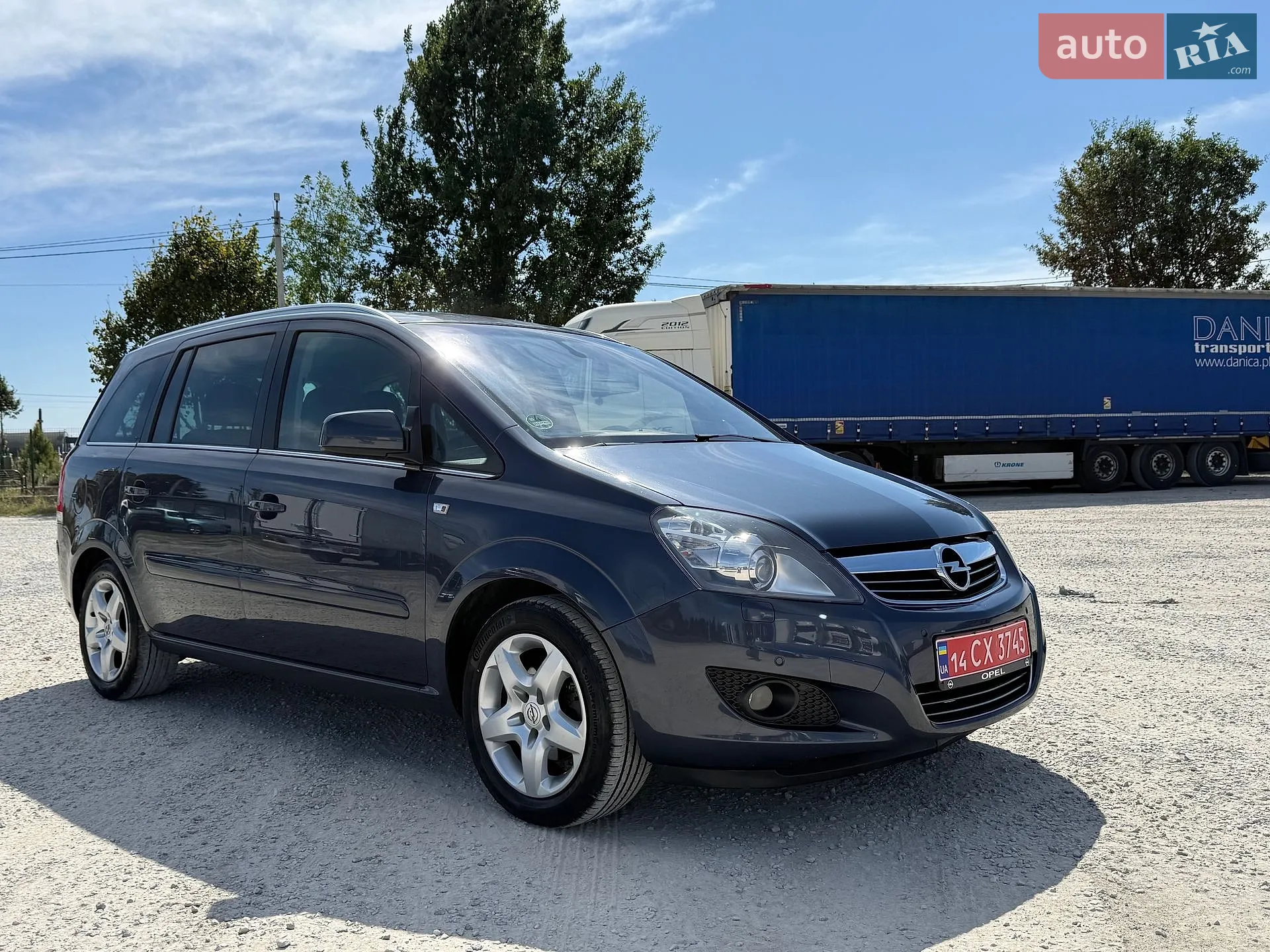 2011 Opel Zafira - фото 1