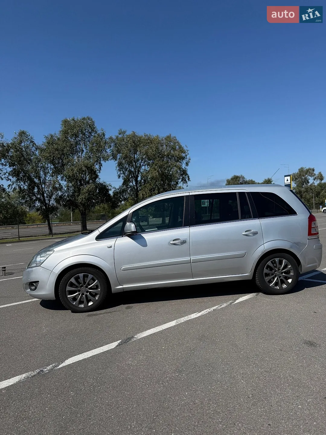 2010 Opel Zafira - мініатюра 6