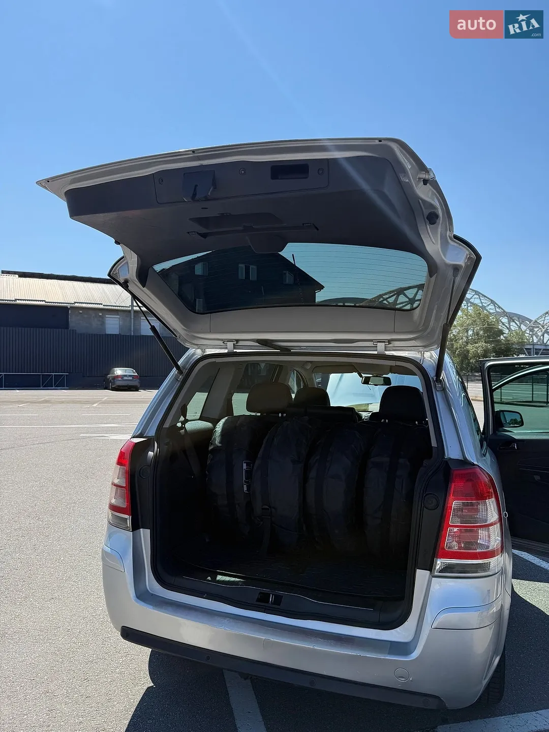 2010 Opel Zafira - мініатюра 12