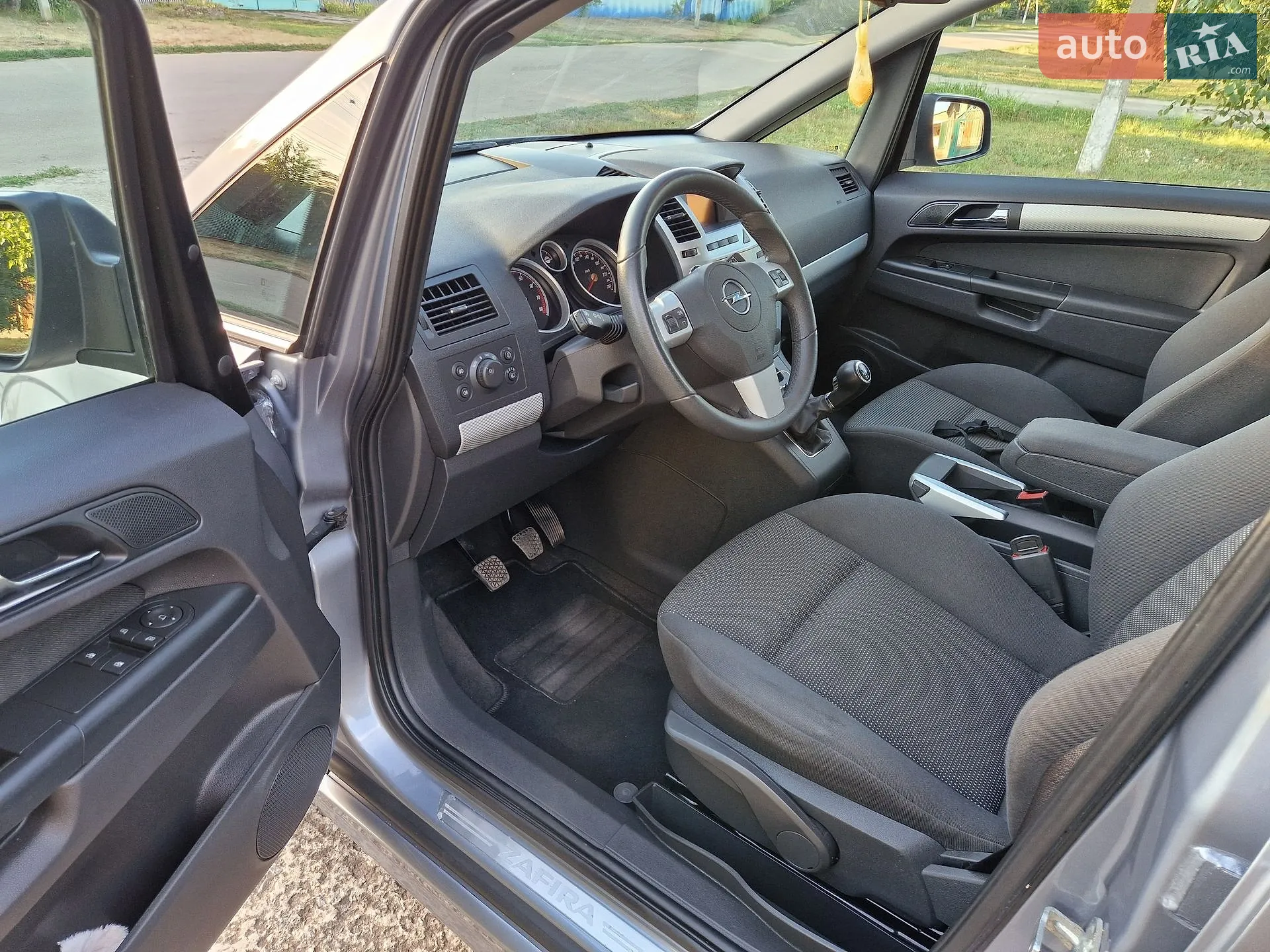 2011 Opel Zafira - мініатюра 12