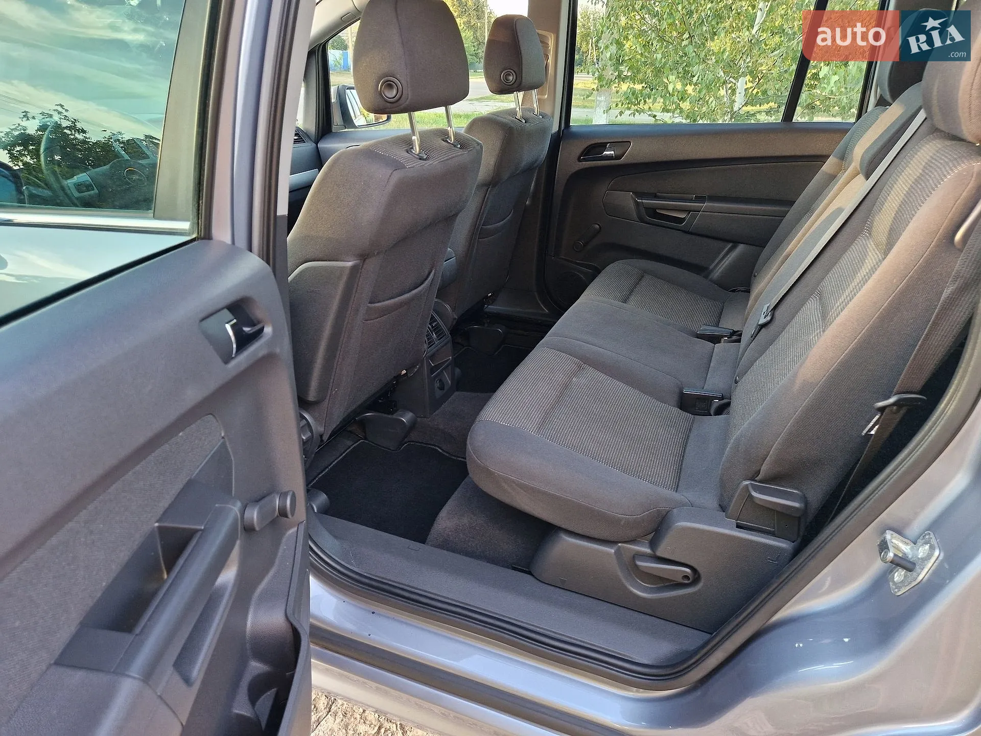 2011 Opel Zafira - мініатюра 14