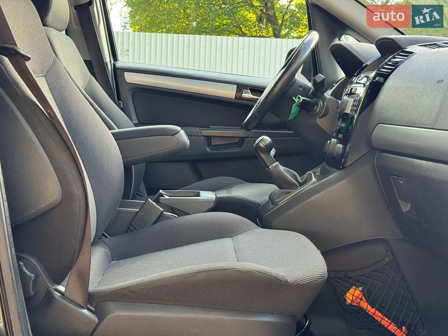 2011 Opel Zafira - мініатюра 76