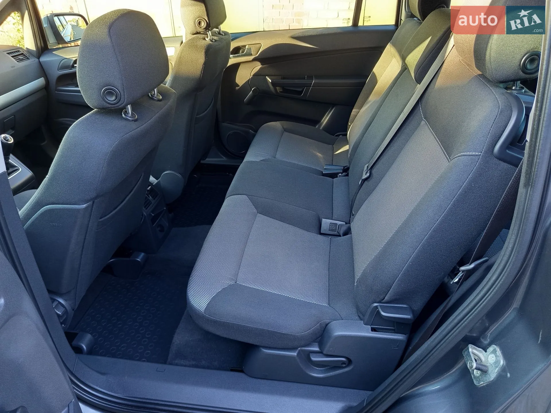 2011 Opel Zafira - мініатюра 15