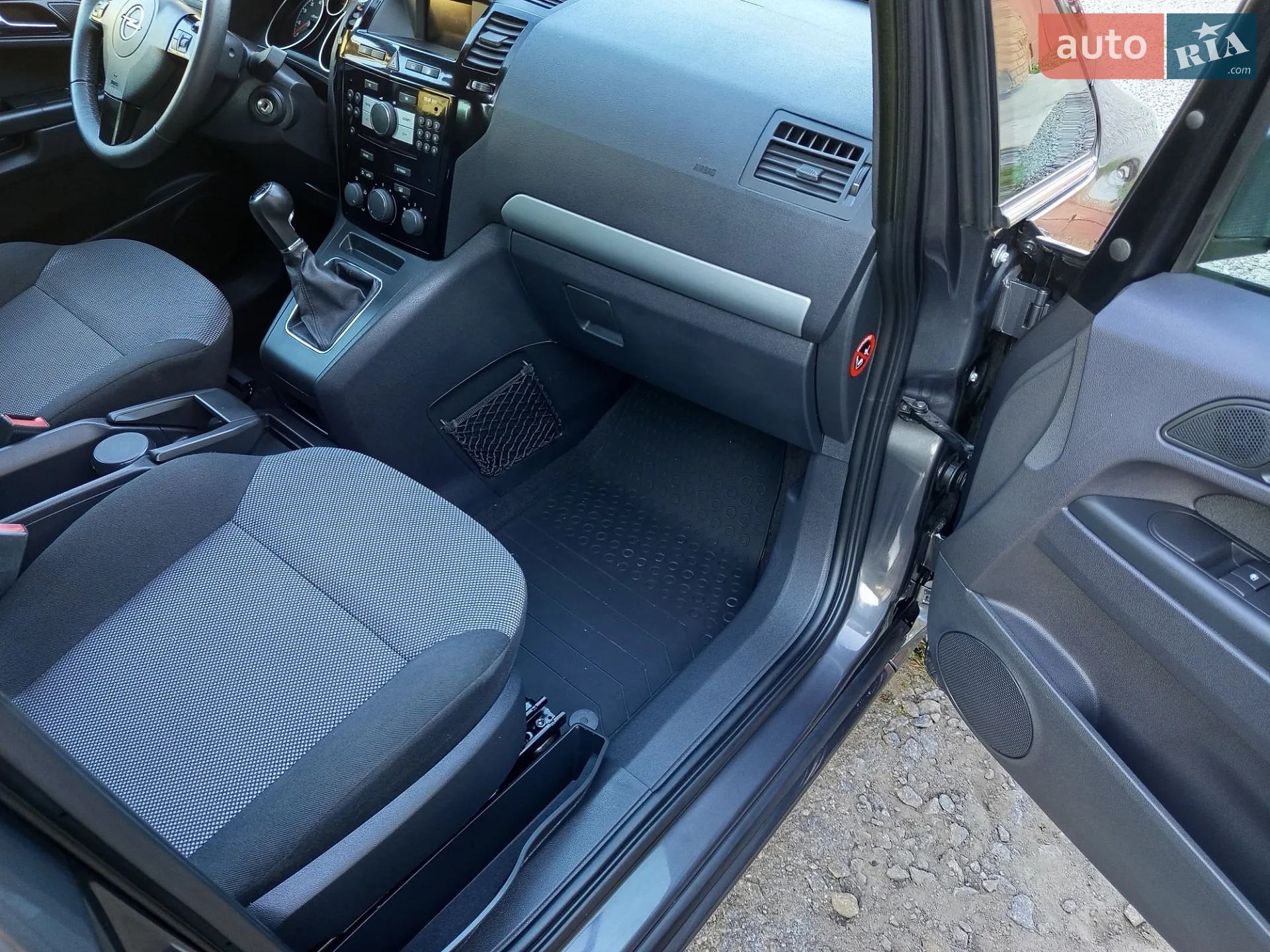 2011 Opel Zafira - мініатюра 21