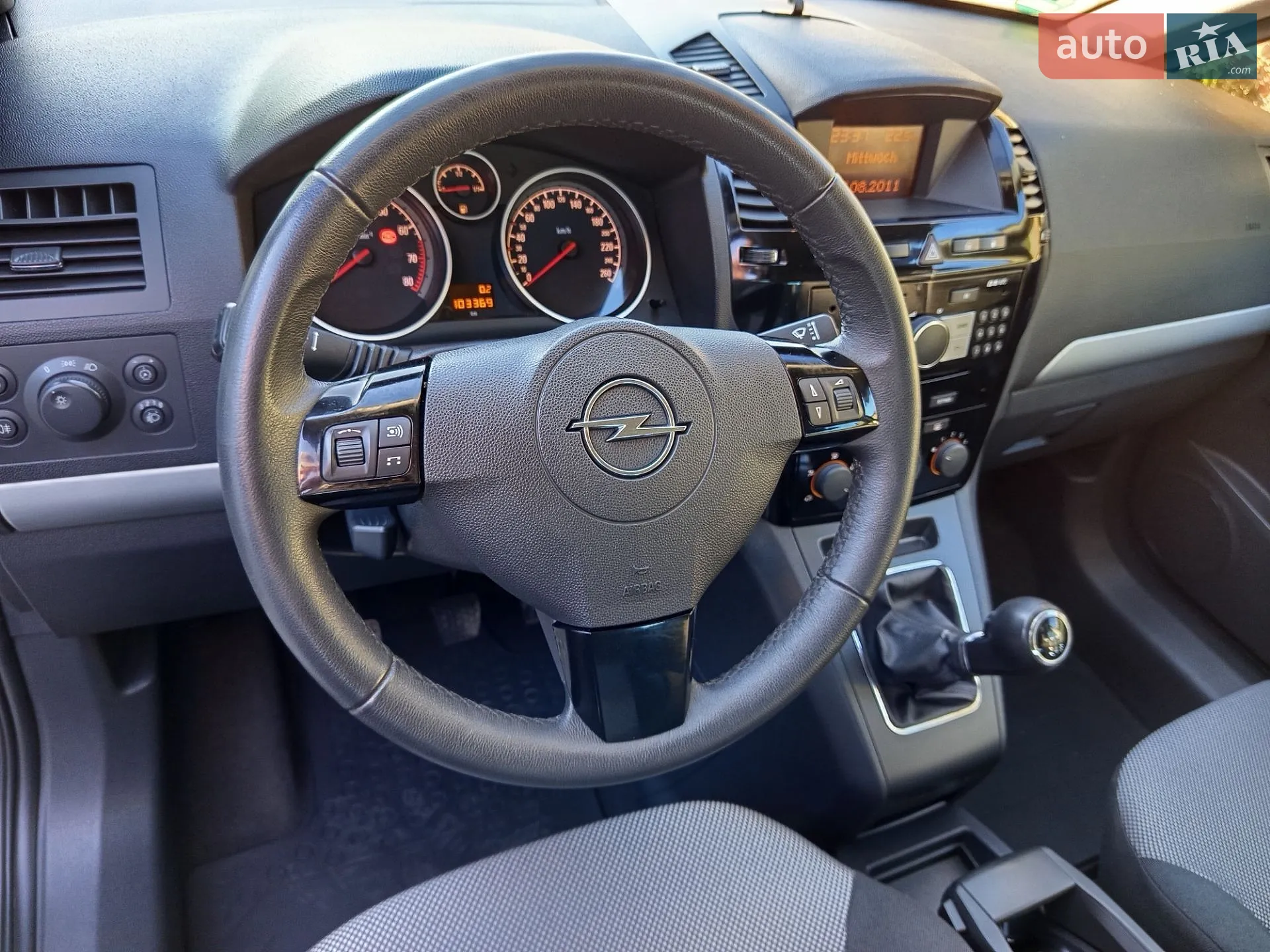 2011 Opel Zafira - мініатюра 28