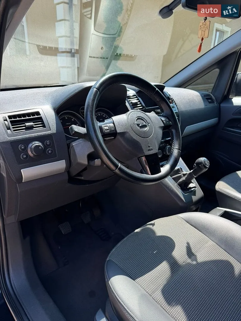 2010 Opel Zafira - мініатюра 30