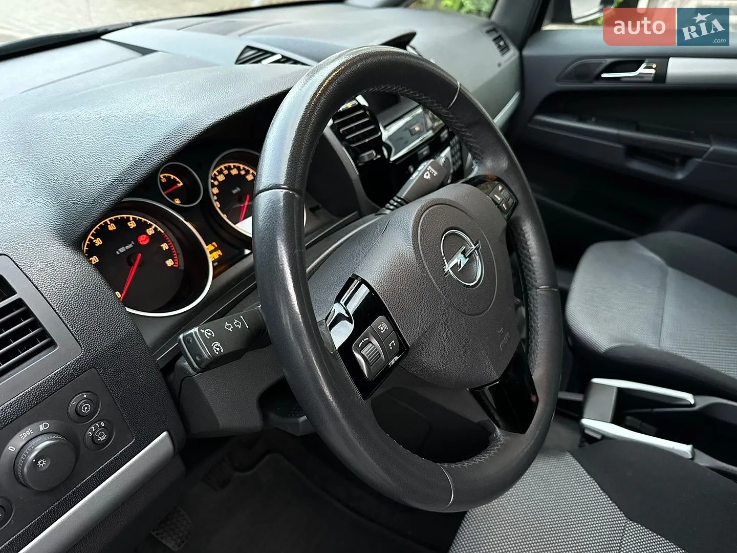 2010 Opel Zafira - мініатюра 45