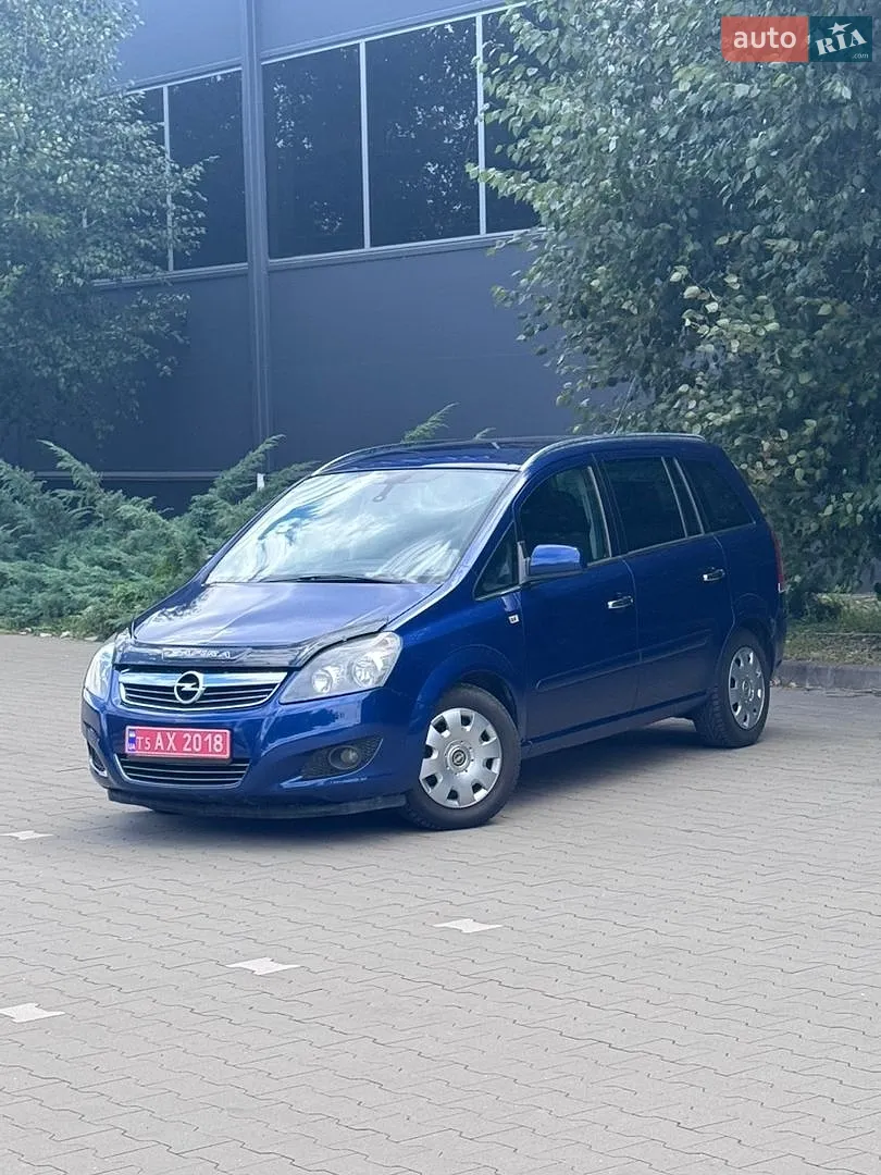 2011 Opel Zafira - фото 1