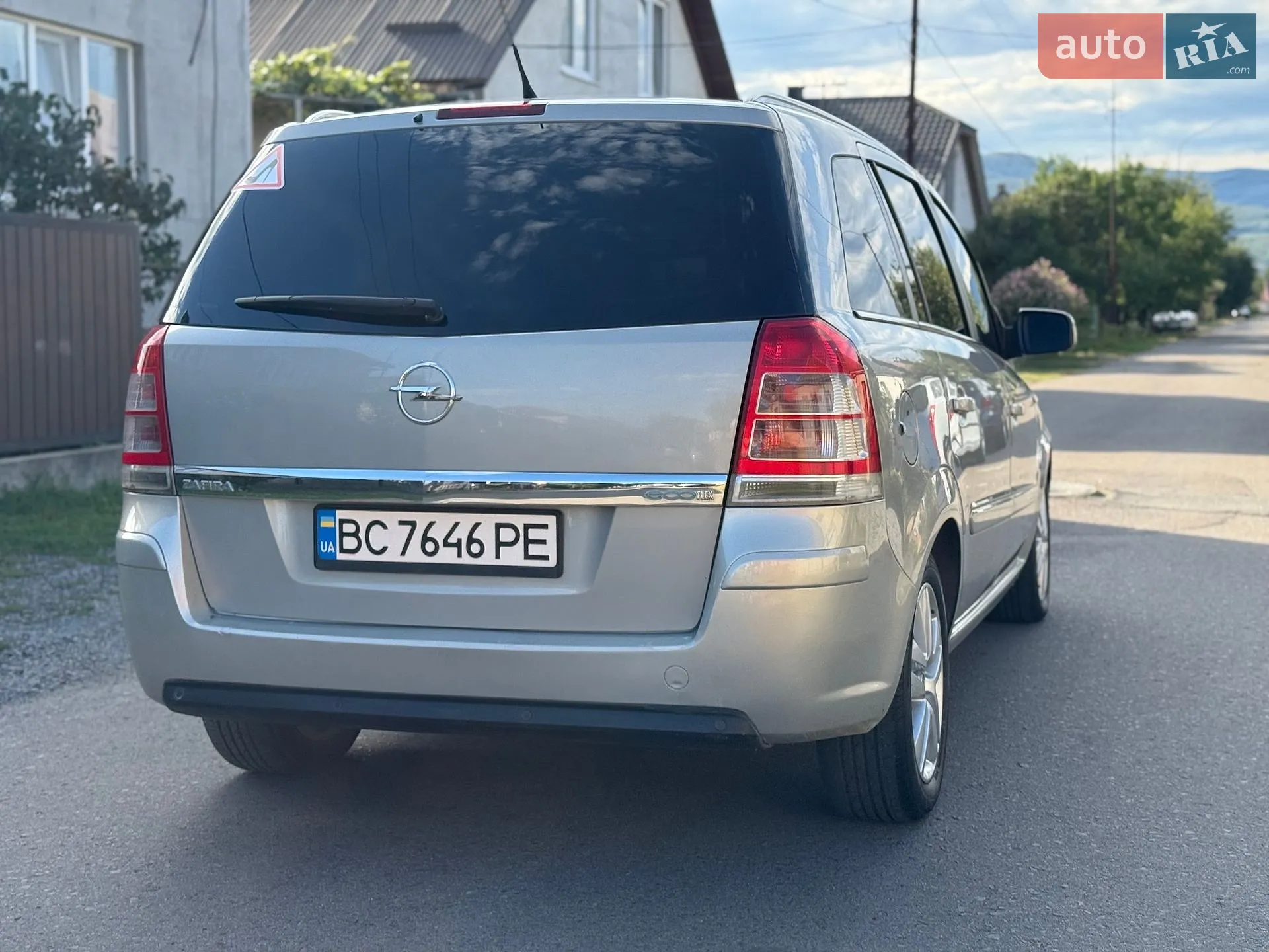 2010 Opel Zafira - мініатюра 11