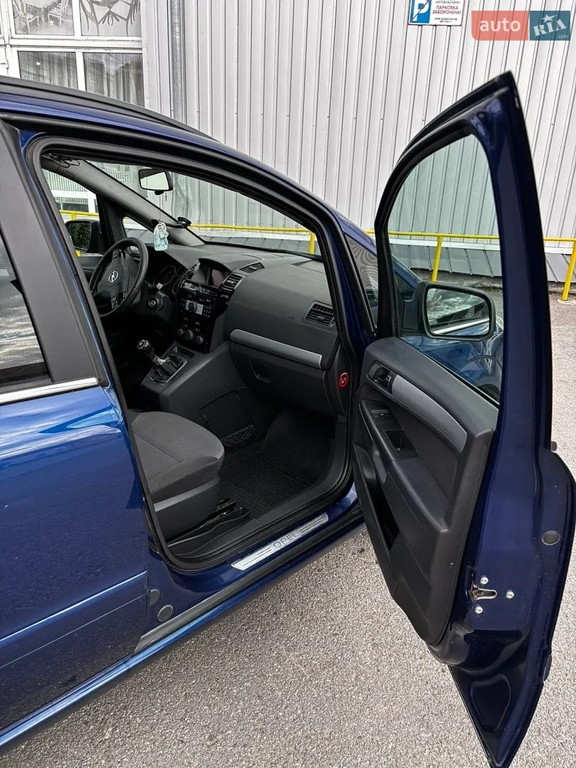 2010 Opel Zafira - мініатюра 9
