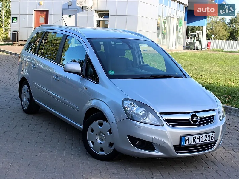 Opel Zafira 2012