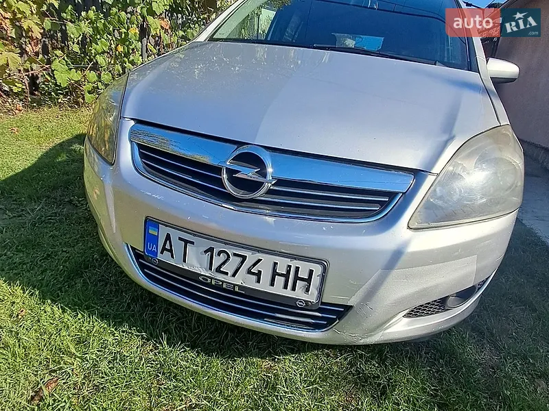 Opel Zafira 2008