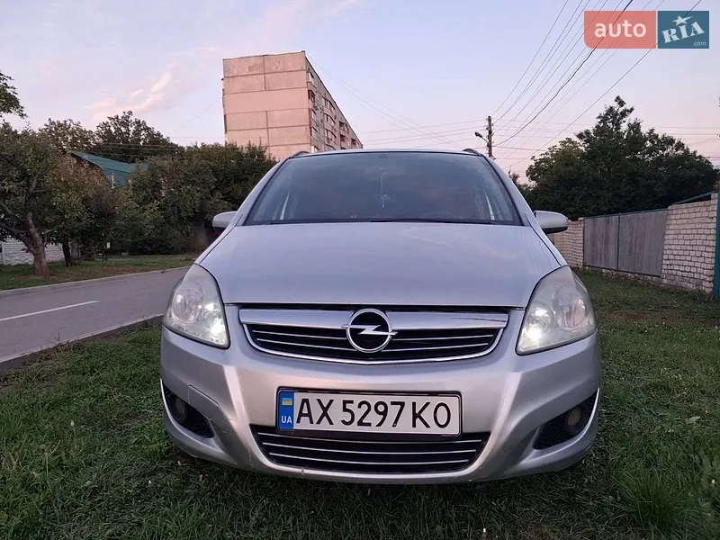 Opel Zafira