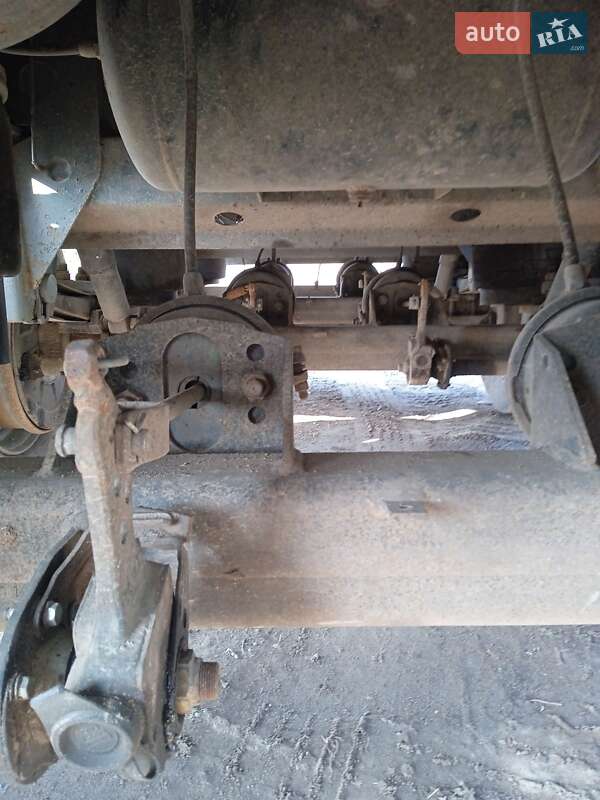 Самоскид причіп Oztreyler HDR 2017 в Саврані