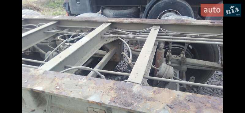 Шасси полуприцеп Pacton 3139 1990 в Луцке