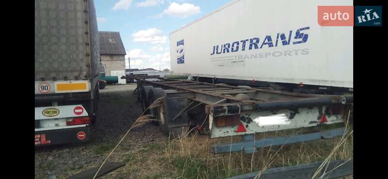 Шасси полуприцеп Pacton 3139 1990 в Луцке