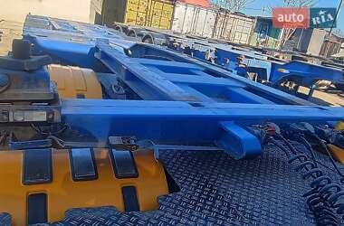 Контейнеровоз полуприцеп Pacton T3-011 2004 в 