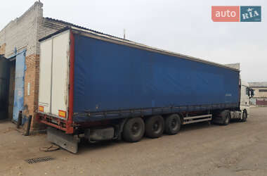 Тентованный борт (штора) - полуприцеп Pacton T3001 2003 в 