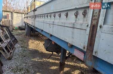 Бортовой полуприцеп Pacton T 1992 в 