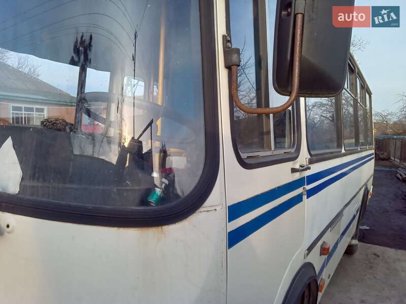 Пригородный автобус ПАЗ 32053 2004 в Великой Багачке фото 2 Пригородный автобус ПАЗ 32053 2004 в Великой Багачке