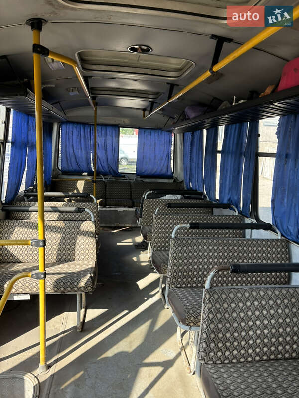 Приміський автобус ПАЗ 32053 2004 в Кривому Розі