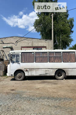 Приміський автобус ПАЗ 32054 2005 в Зміїві