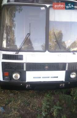 Пригородный автобус ПАЗ 32054 2005 в 