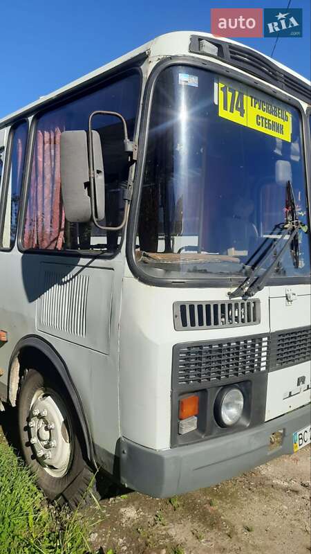 Пригородный автобус ПАЗ 32054 2005 в Дрогобыче