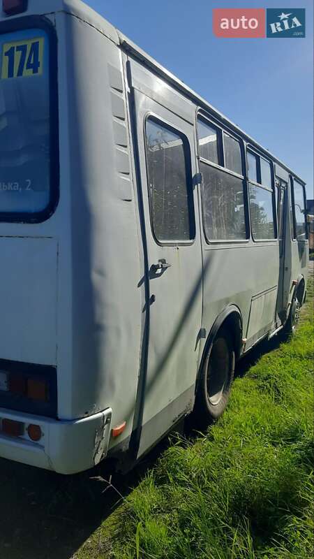 Пригородный автобус ПАЗ 32054 2005 в Дрогобыче