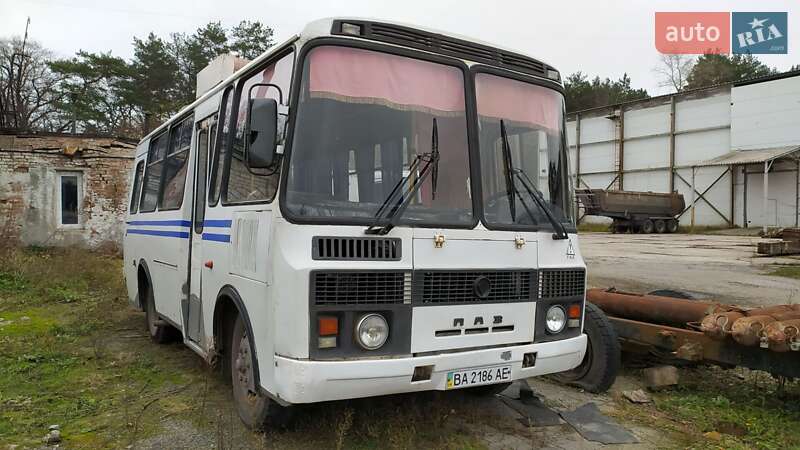 Городской автобус ПАЗ 3205 2006 в Светловодске