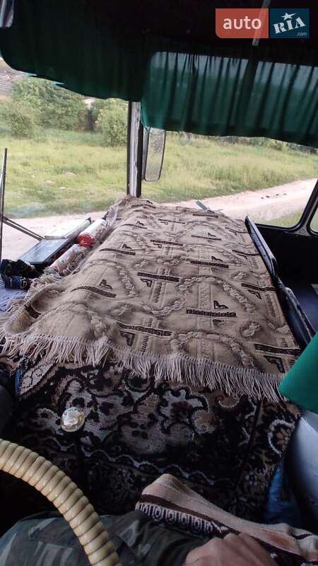 Міський автобус ПАЗ 3205 1992 в Сарнах