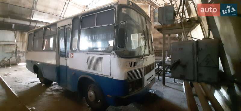 Городской автобус ПАЗ 3205 1993 в Марганце фото 3 Городской автобус ПАЗ 3205 1993 в Марганце