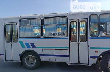 Пригородный автобус ПАЗ 3205 2004 в Ковеле
