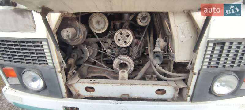 Городской автобус ПАЗ 3205 2005 в Киеве