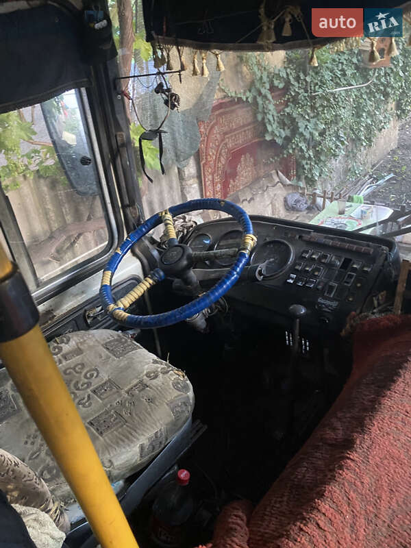 Городской автобус ПАЗ 3205 2006 в Кривом Роге