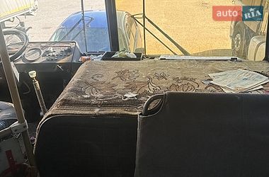 Приміський автобус ПАЗ 3205 2000 в Запоріжжі