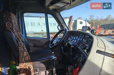 Тягач Peterbilt 387 2003 в 