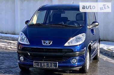 Хэтчбек Peugeot 1007 2005 в Одессе