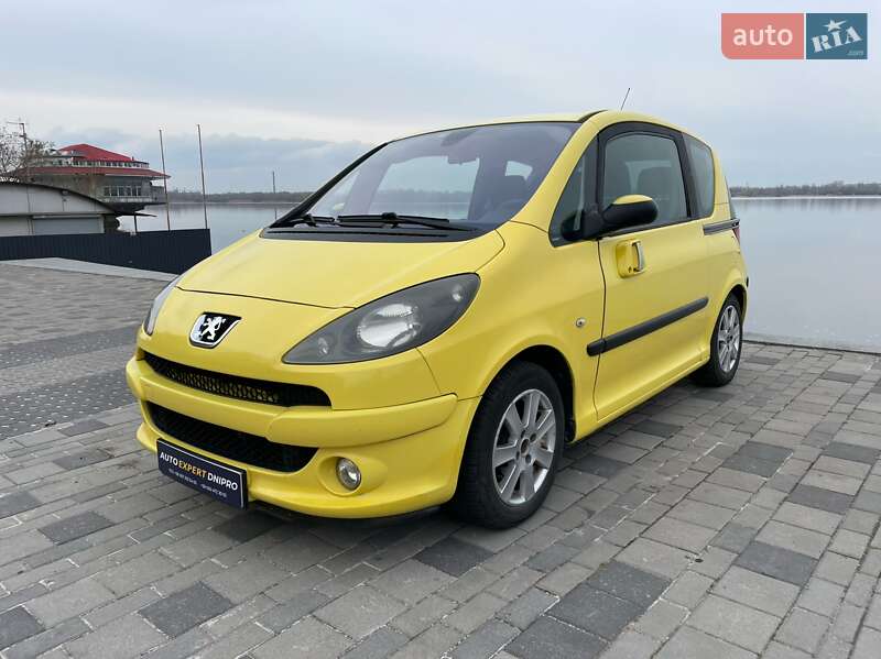 Микровэн Peugeot 1007 2005 в 